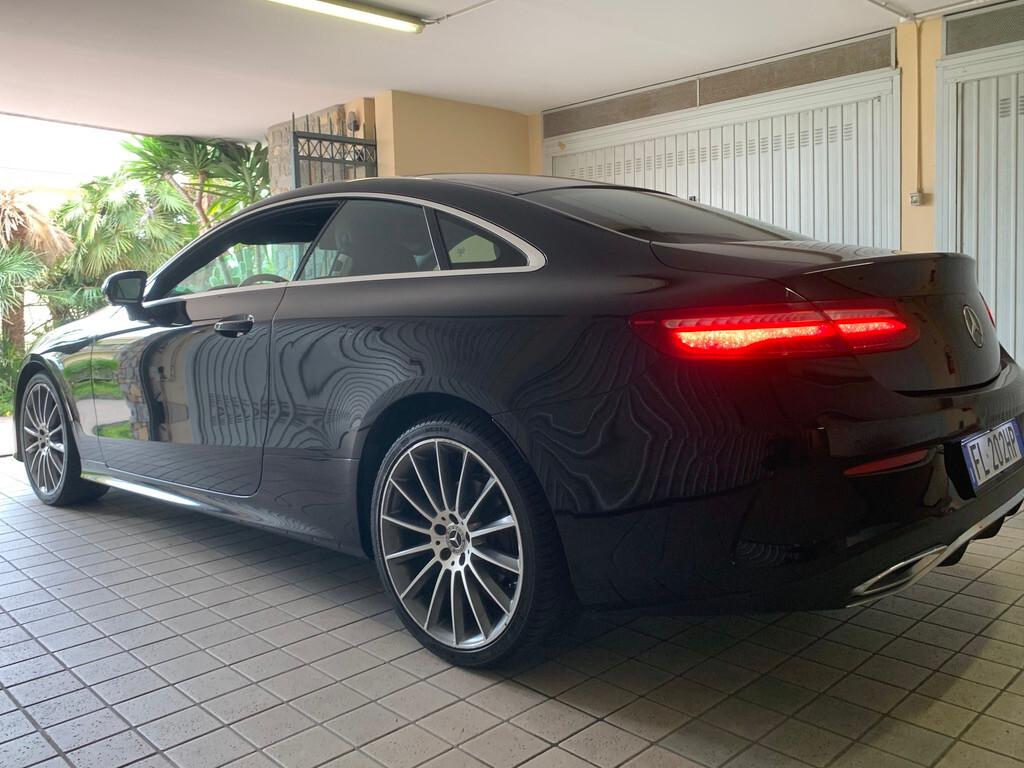 Mercedes-benz Coupe E 220 d 4Matic Premium