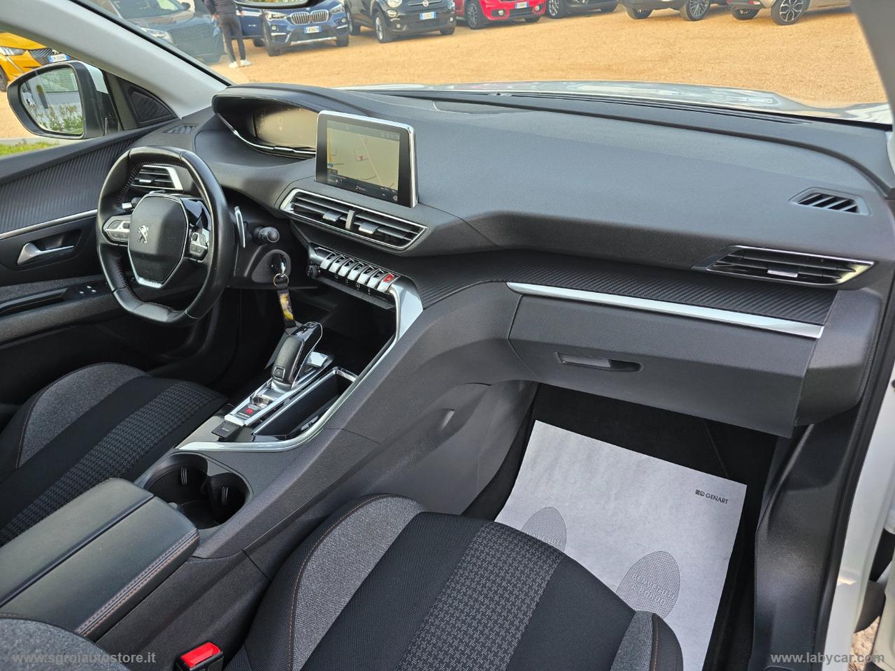 PEUGEOT 3008 BlueHDi 130 S&S EAT8 Business