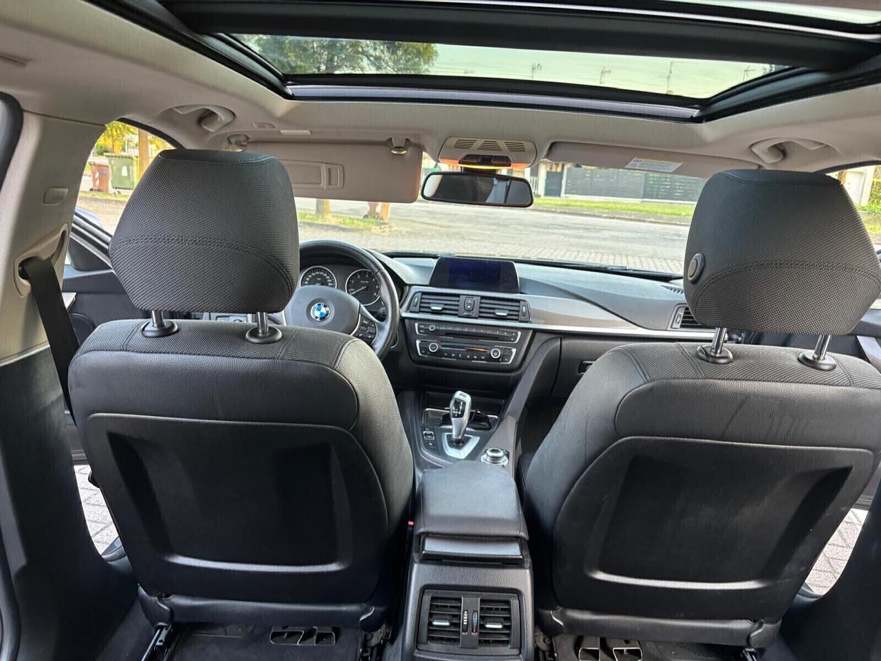 BMW 318d Touring M Sport – 2013 Contatto WhatsApp: +3936902051