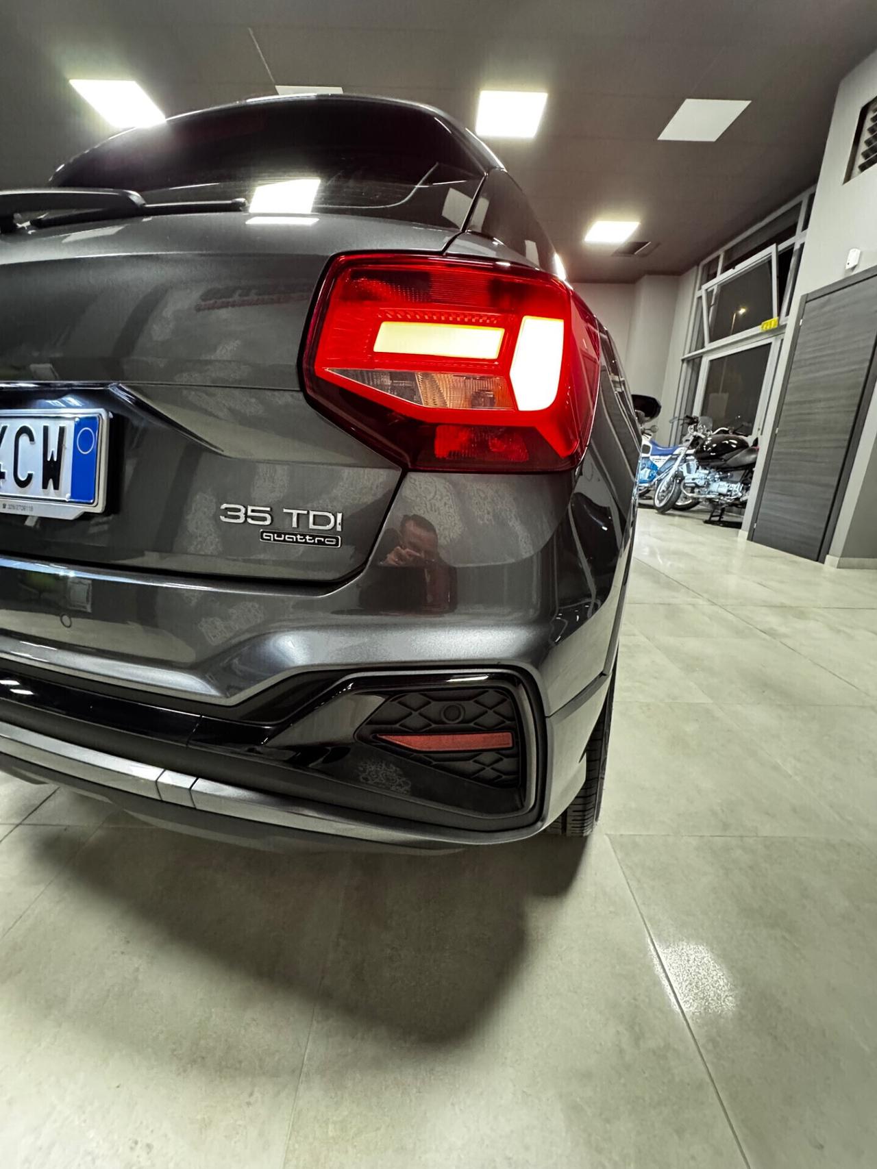 AUDI Q2 2.0 TDI QUATTRO SLINE STRONIC ID BLACK