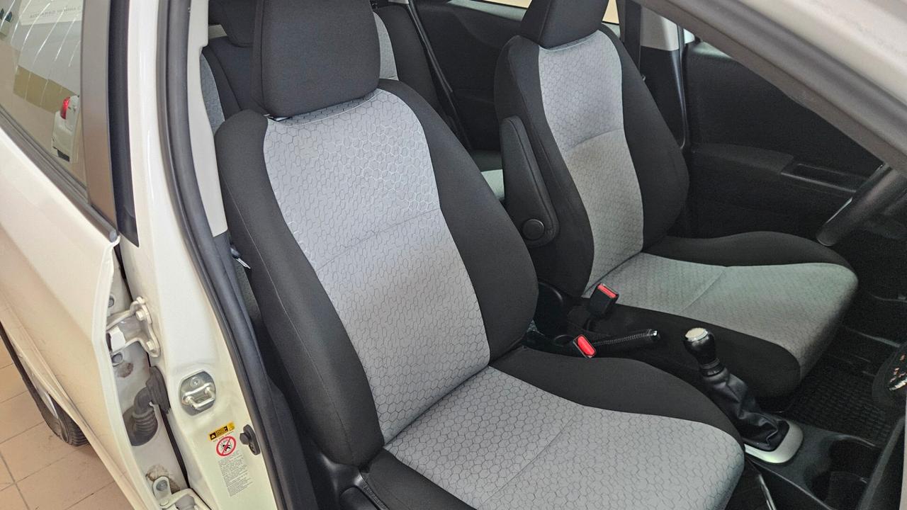 Toyota Yaris 1.0 5 porte Lounge