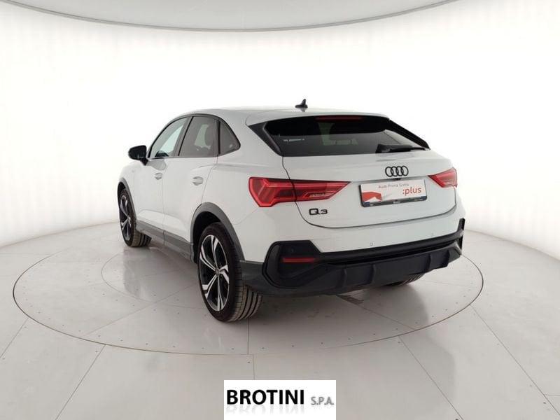 Audi Q3 Sportback 35 TFSI S tronic Identity Black