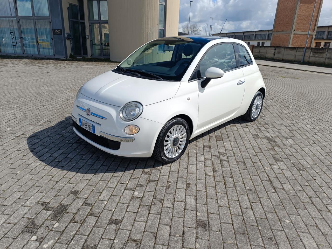 Fiat 500 1.2 Lounge del 2009 SOLAMENTE 82.000 KM