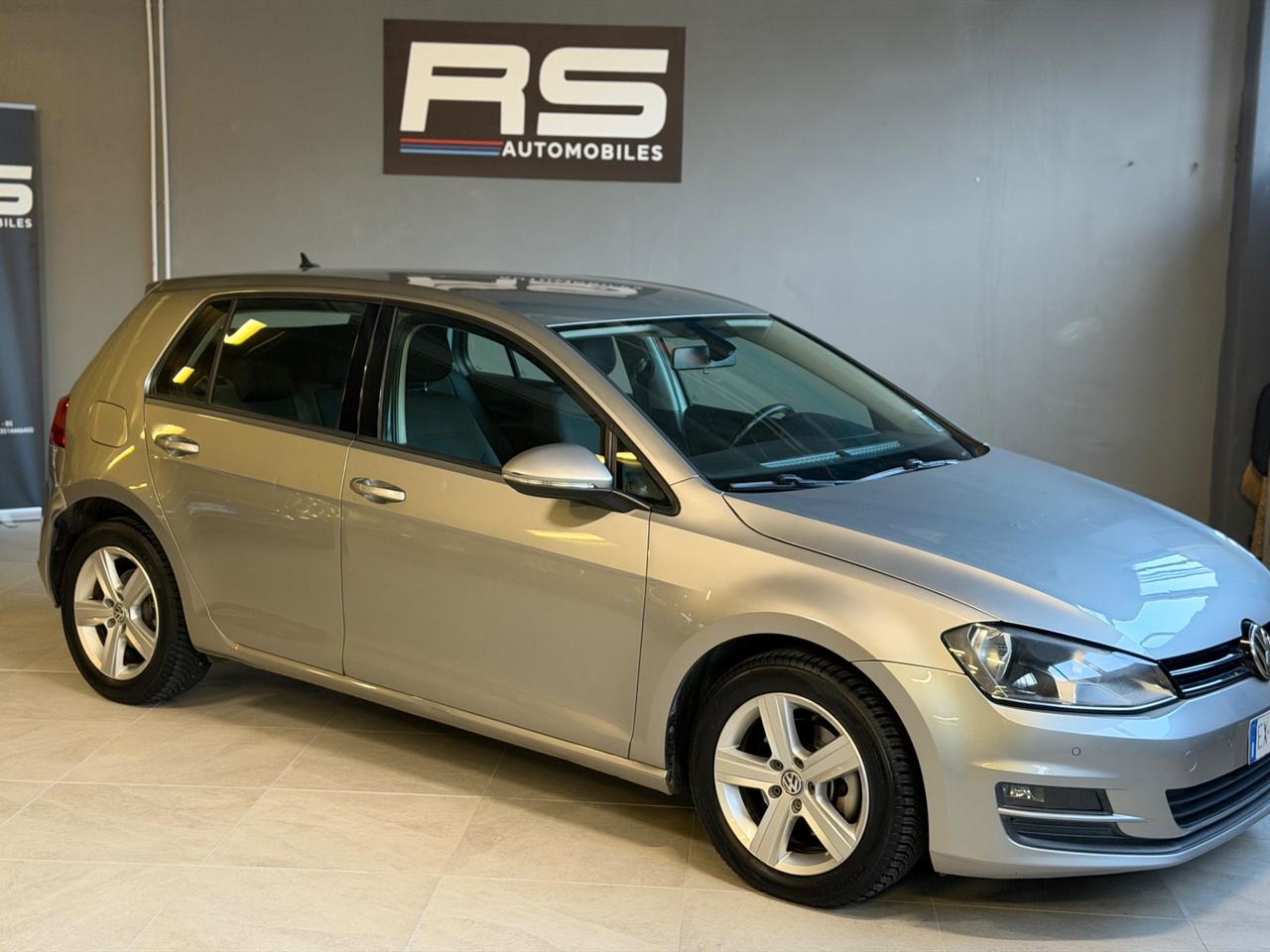 Volkswagen GOLF 2.0 TDI 5P. HIGHLINE KMCERT