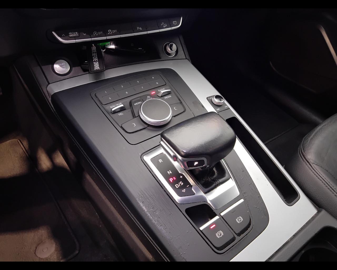 AUDI Q5 II 2017 - Q5 40 2.0 tdi Business quattro 190cv s-tronic