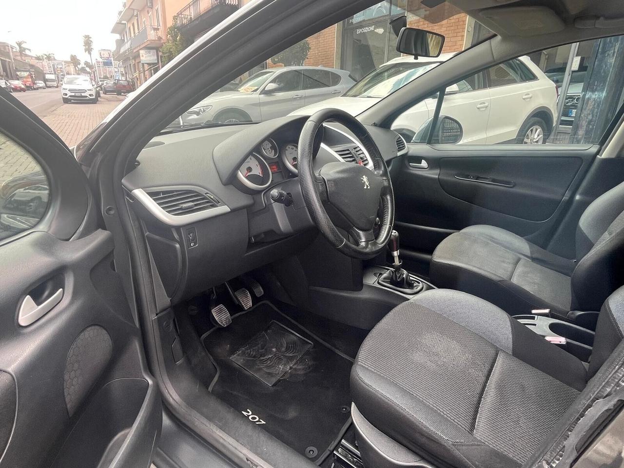 Peugeot 207 1.4 HDi 70CV FAP 5p. X Line