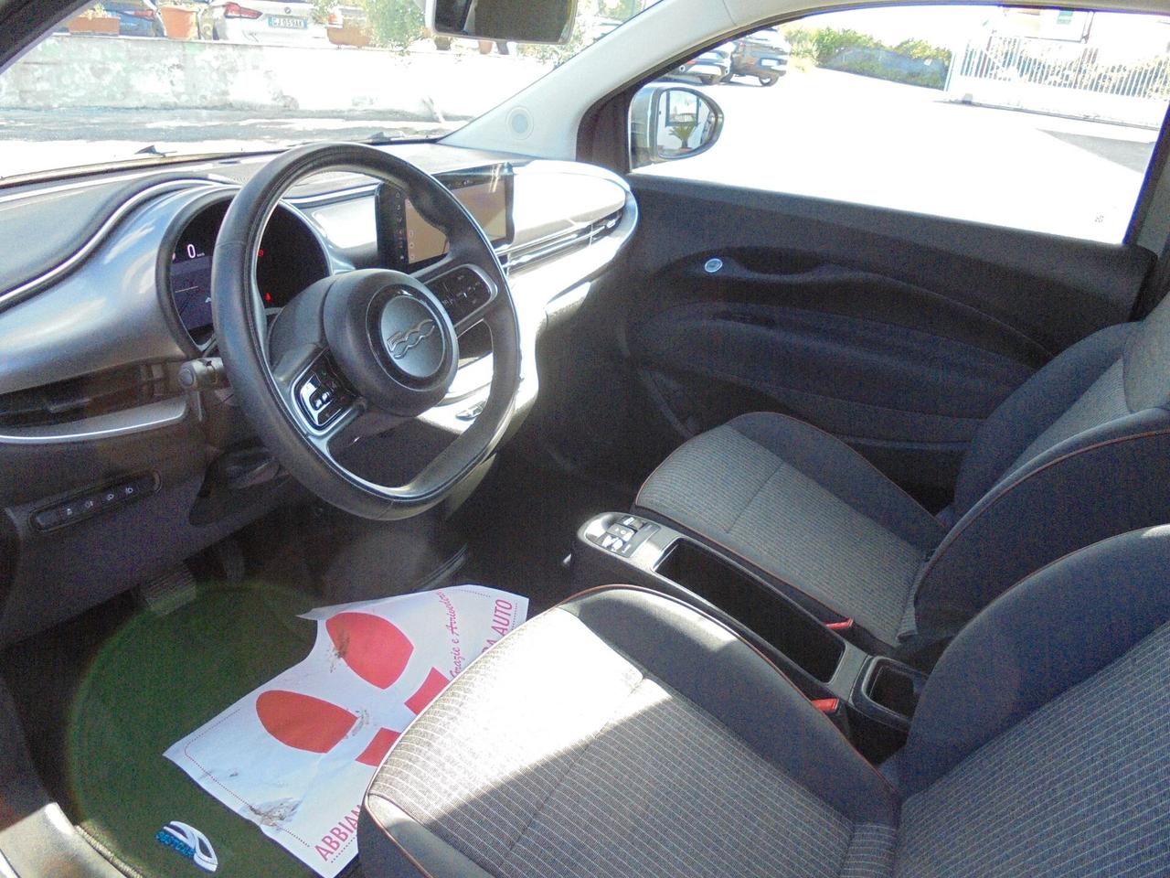 Fiat 500 500e Berlina 42 kWh Icon