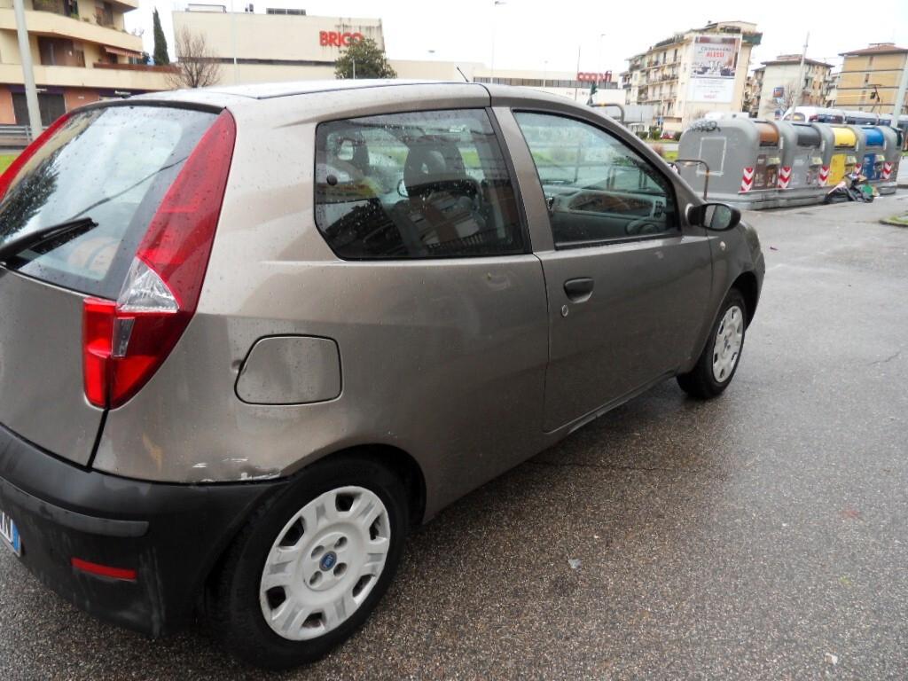 Fiat Punto 1.2 3 porte Active metano