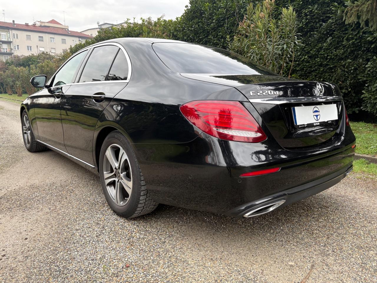 Mercedes-benz E 220 d Auto Sport(NCC)