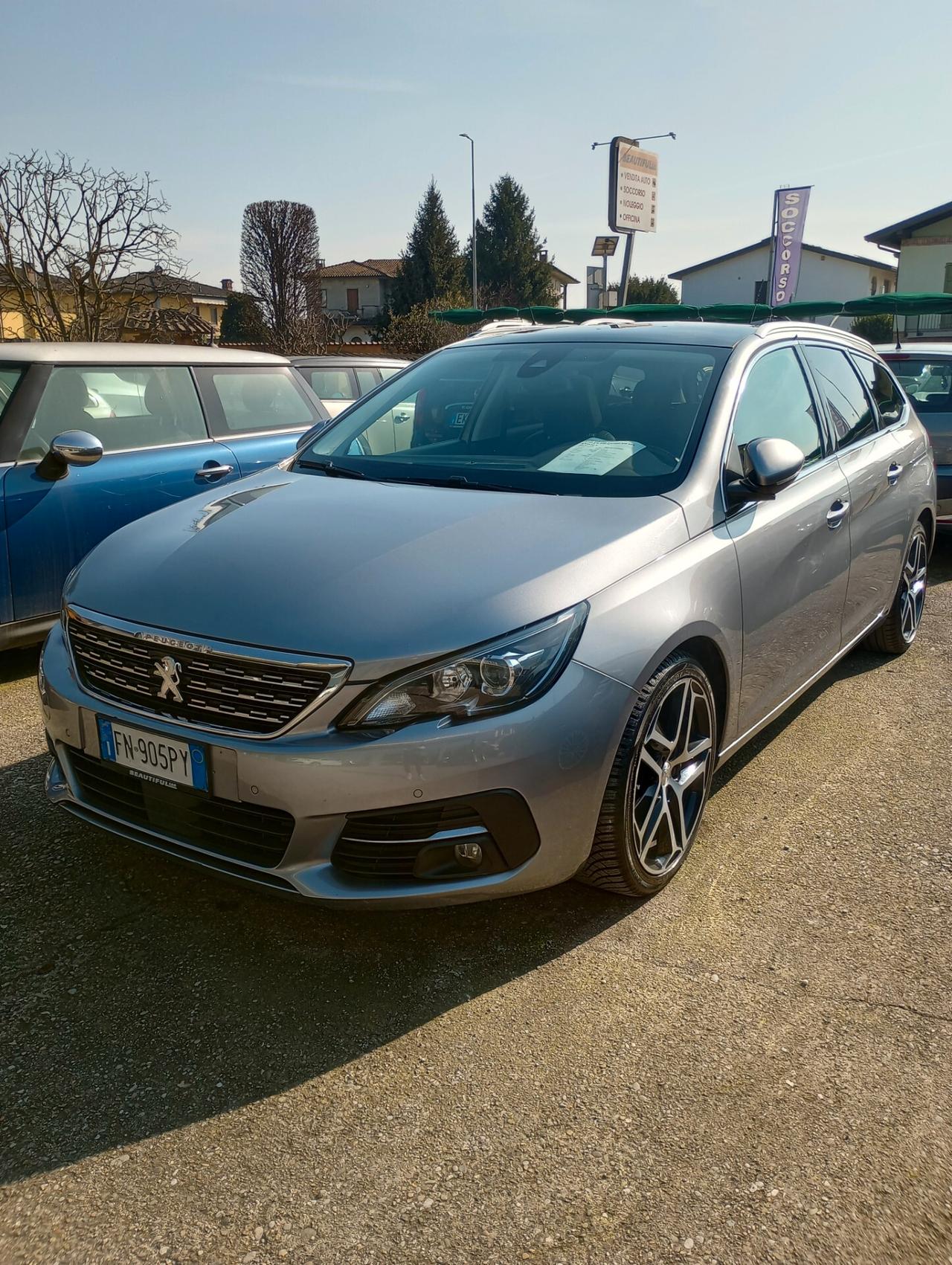 Peugeot 308 BlueHDi 120 S&S EAT6 SW Allure