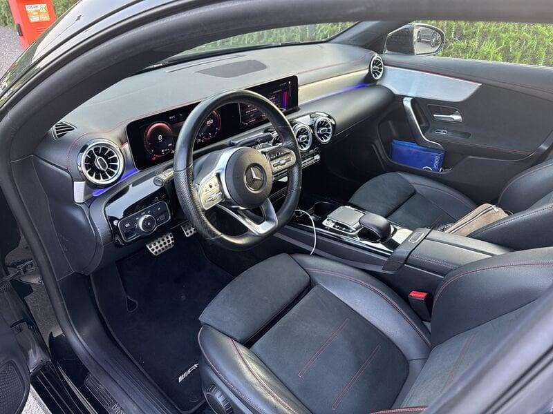 Mercedes-Benz CLA Coupé CLA 180 d Automatic Premium