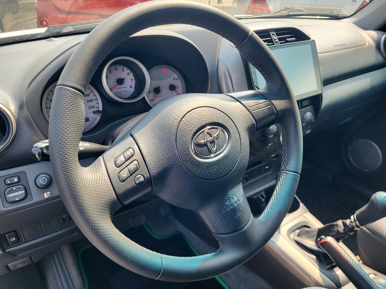 Toyota RAV 4 RAV4 2.0 16V cat 5 porte Sol