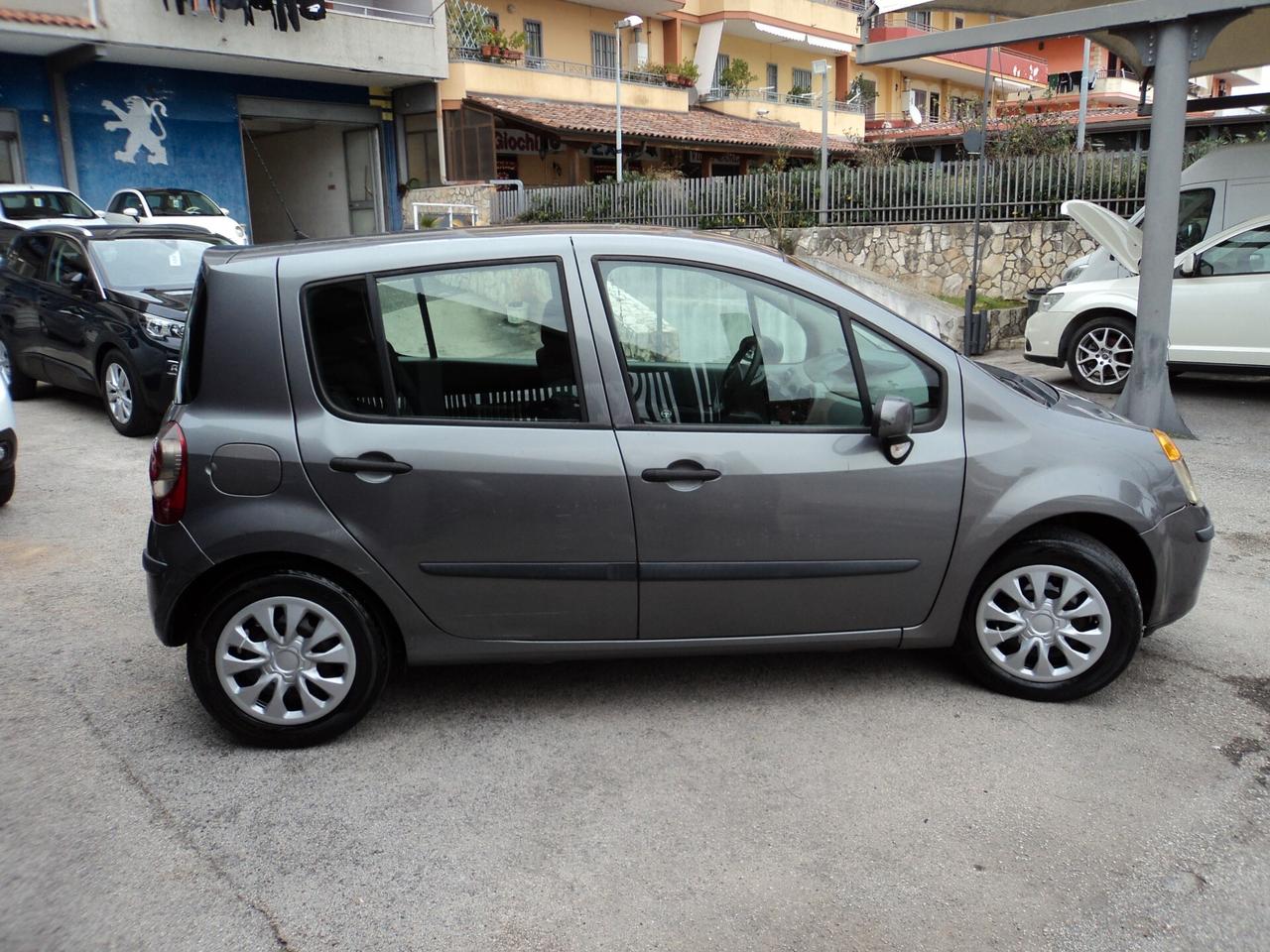 Renault Modus 1.5 dCi 85CV Initiale