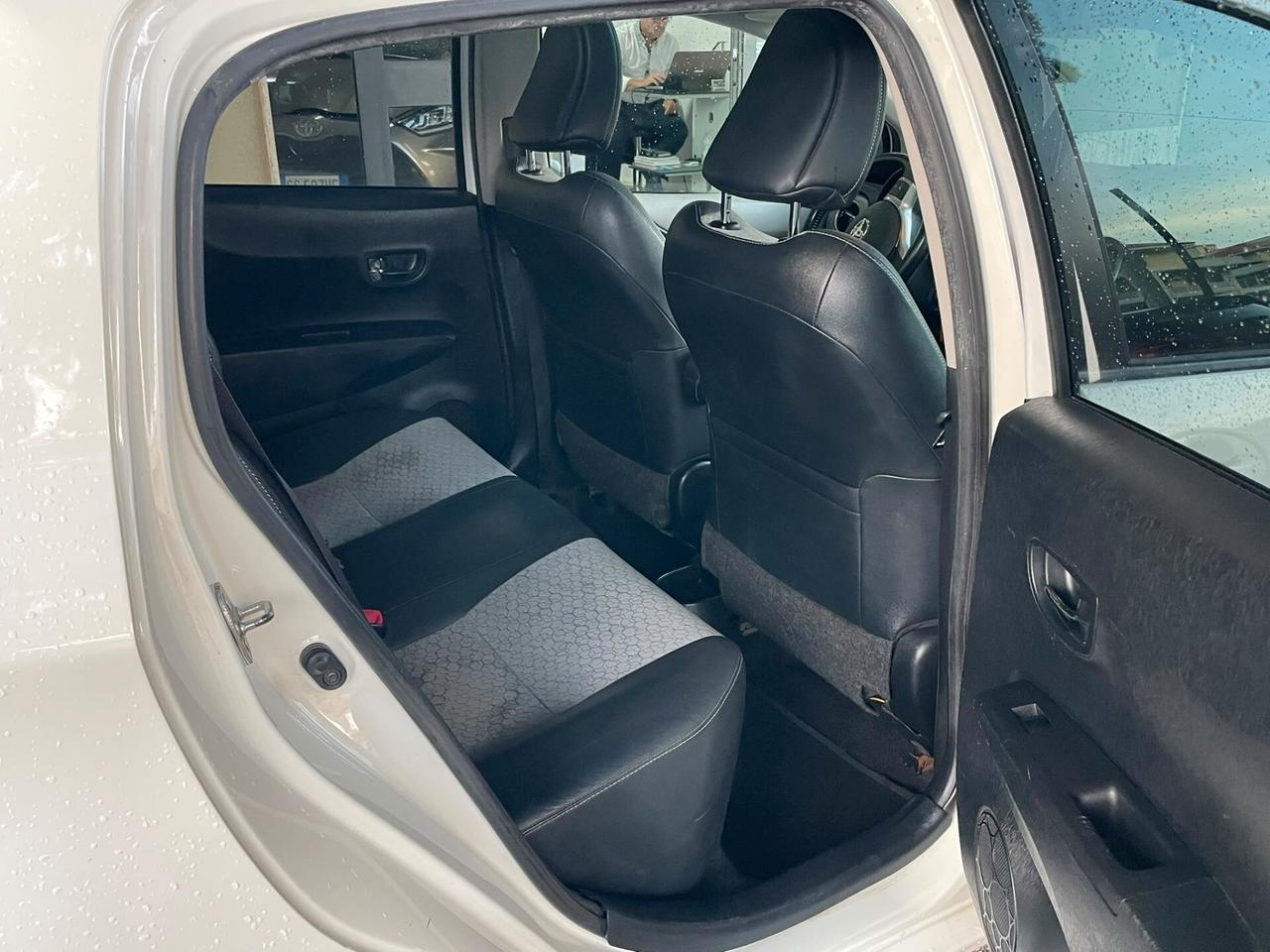 Toyota Yaris 1.4 D-4D 5 porte Lounge
