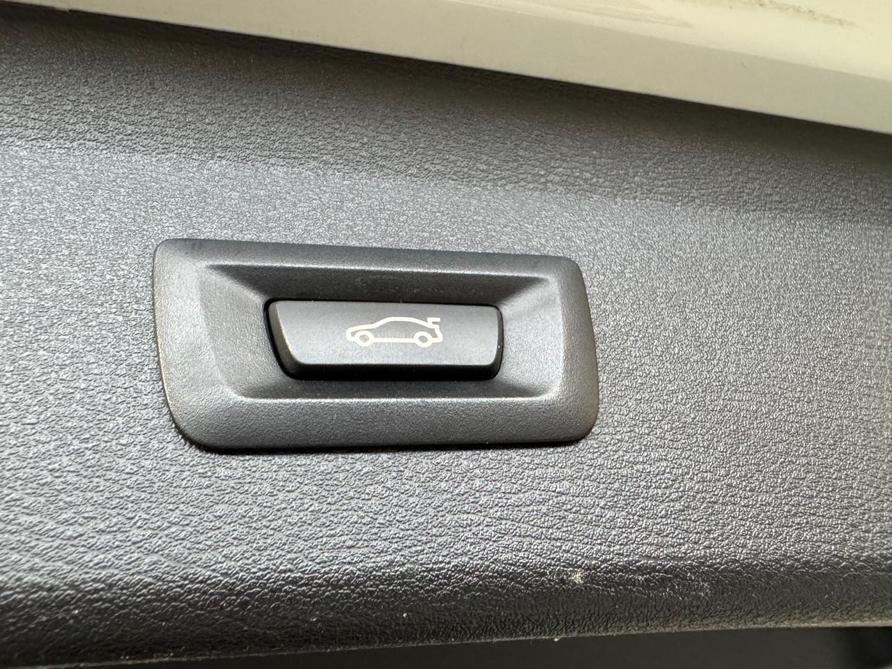 Bmw X1 sDrive20d Sport Auto Promo!