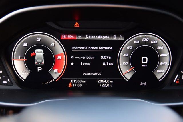 AUDI Q3 40 TDI quattro S tronic S line edition