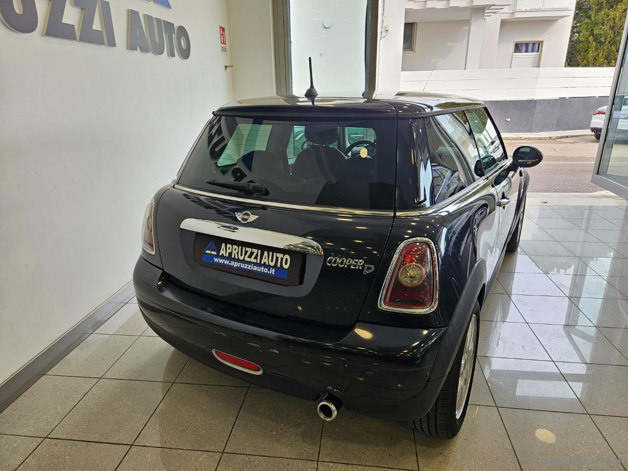 MINI 1.6 D COOPER