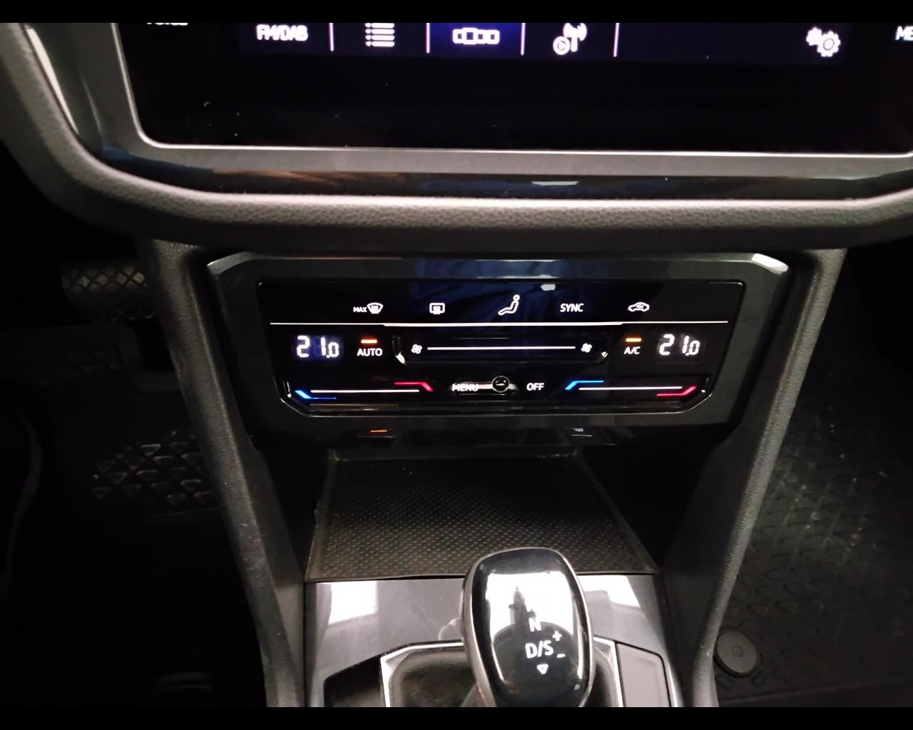 VOLKSWAGEN Tiguan II 2021 - Tiguan 2.0 tdi Life 150cv dsg