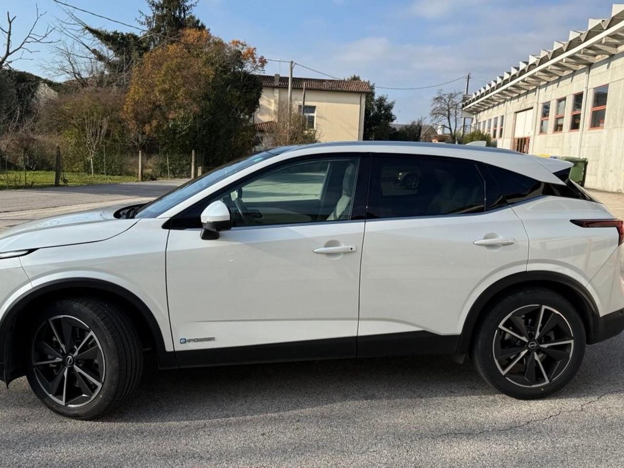 Nissan Qashqai tekna + #8485
