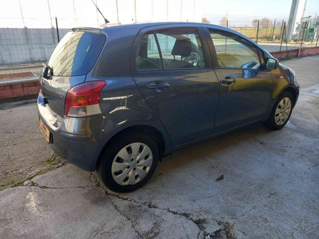 TOYOTA Yaris 1.3 5 porte Sol NEOPATENTATI