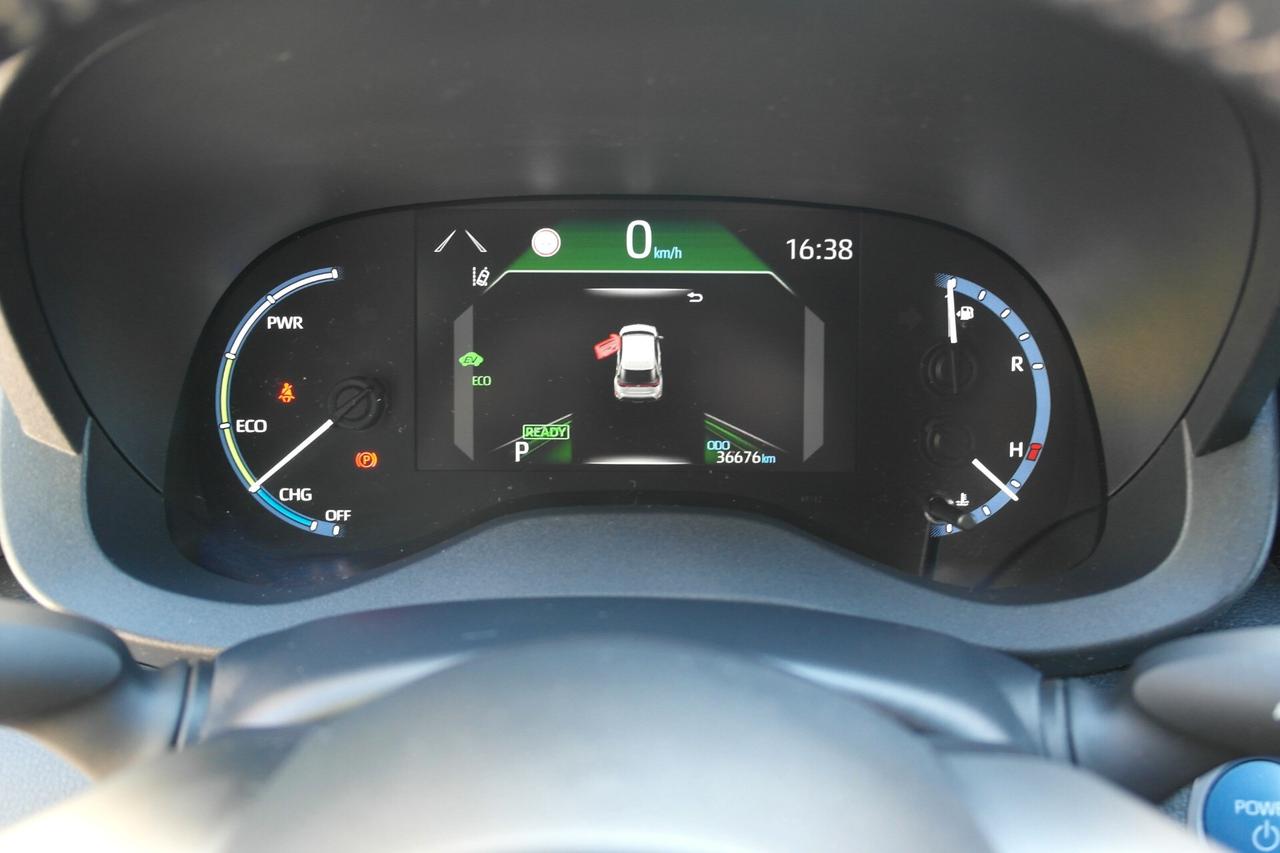 Toyota Yaris Cross 1.5 Hybrid 5p. E-CVT AWD-i Adventure