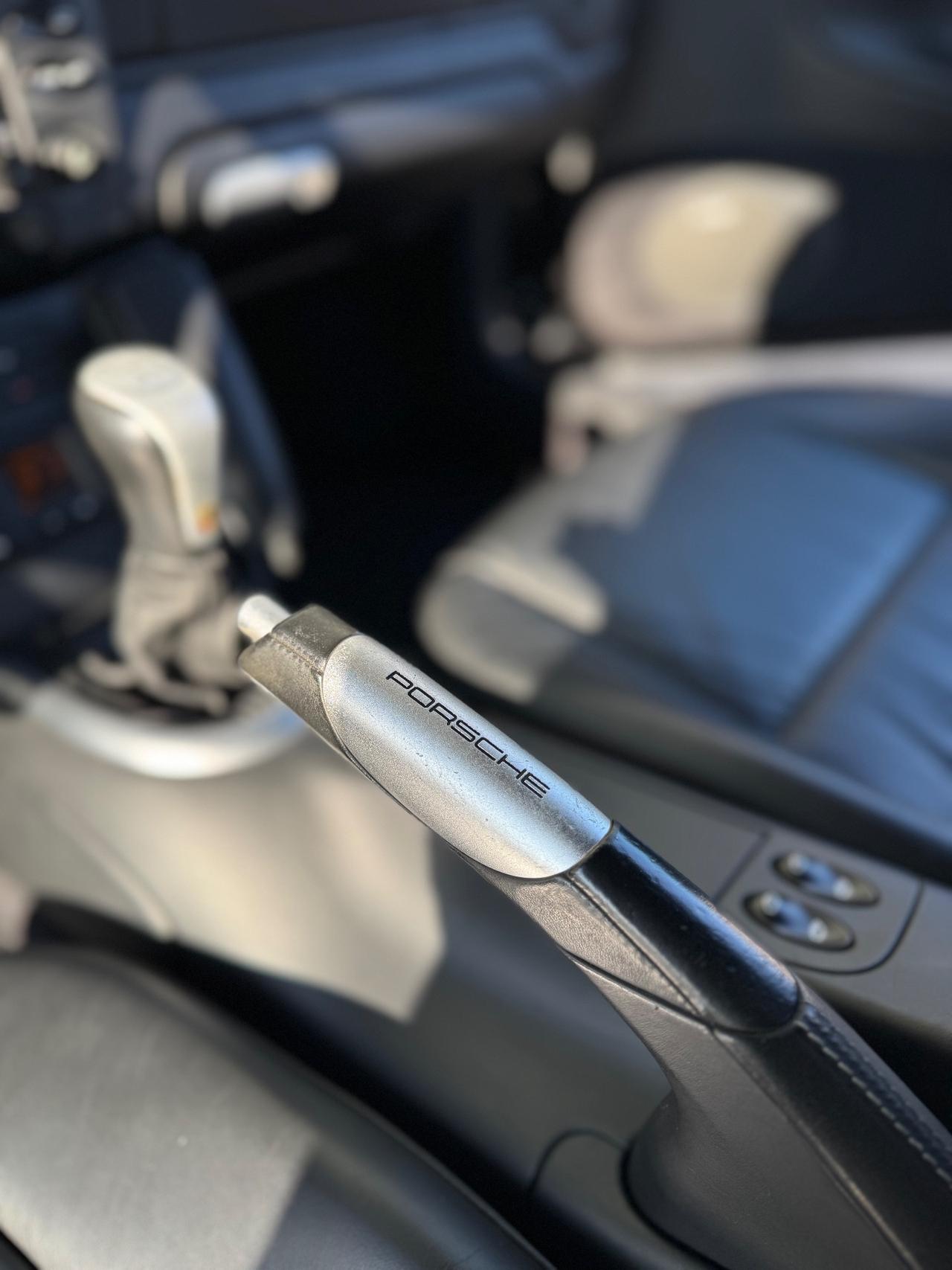 Porsche 911 Carrera 4 996 cabrio mk2