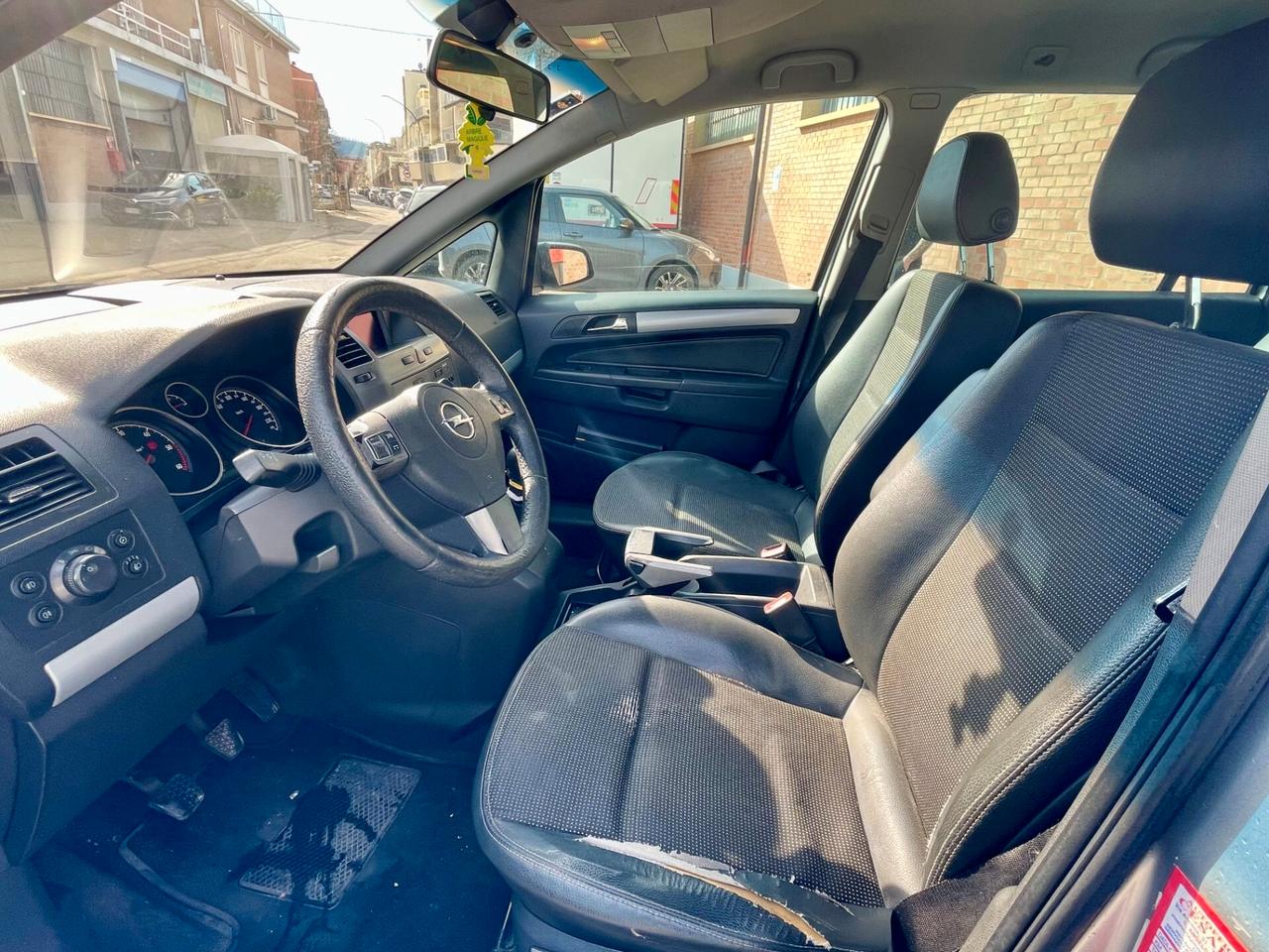 Opel Zafira 1.9 16V CDTI 150 CV Cosmo- Distribuzione fatta a 240000 km