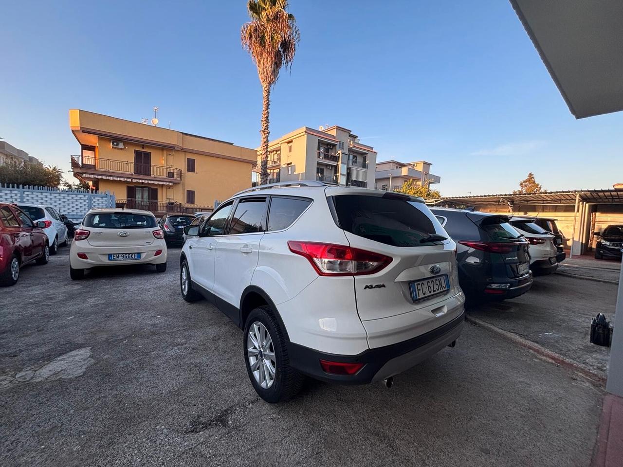 Ford Kuga 2.0 TDCI 150 CV S&S 4WD Powershift Titanium