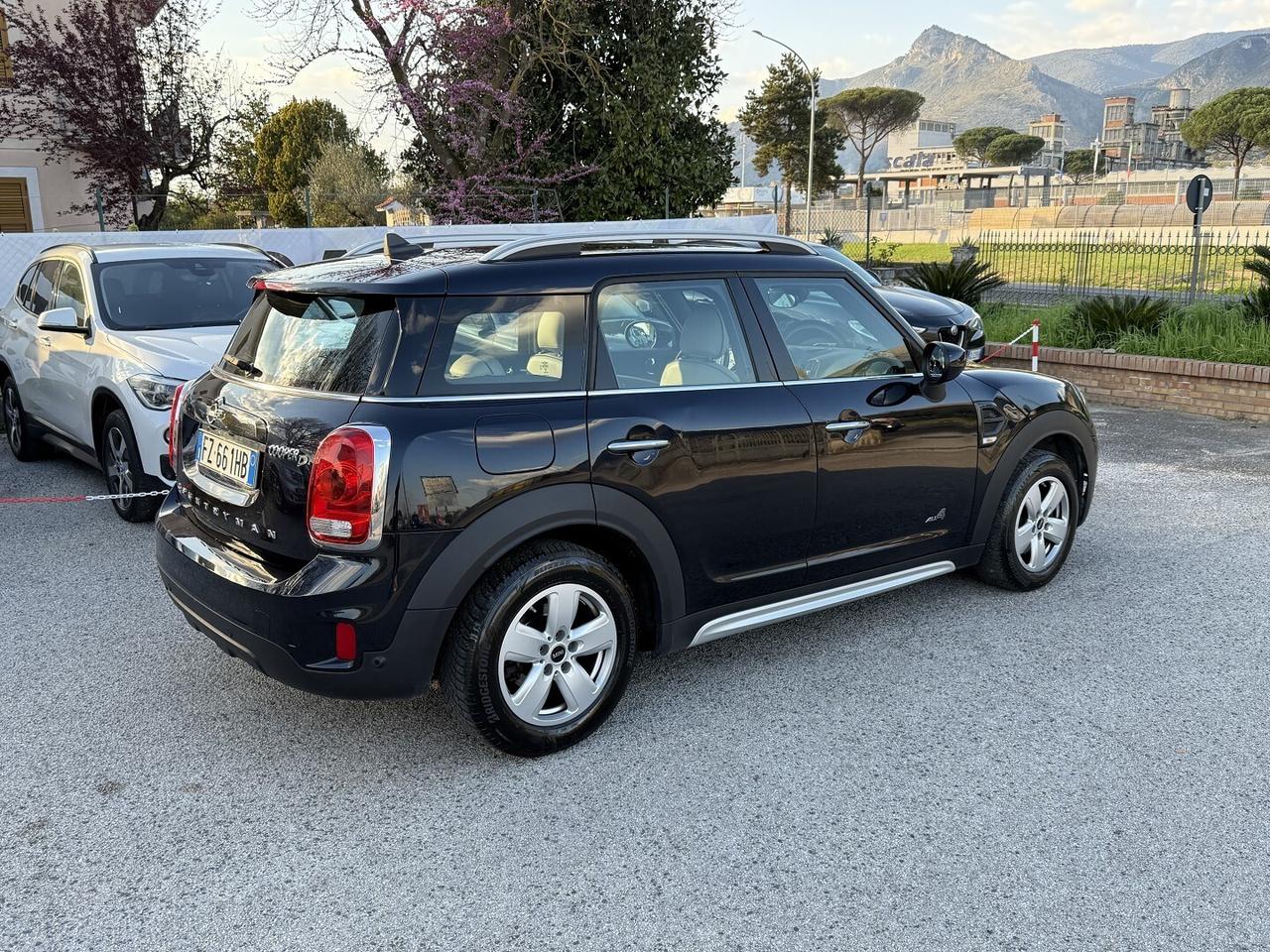 MINI COUNTRYMAN COOPER DIESEL STUPENDA