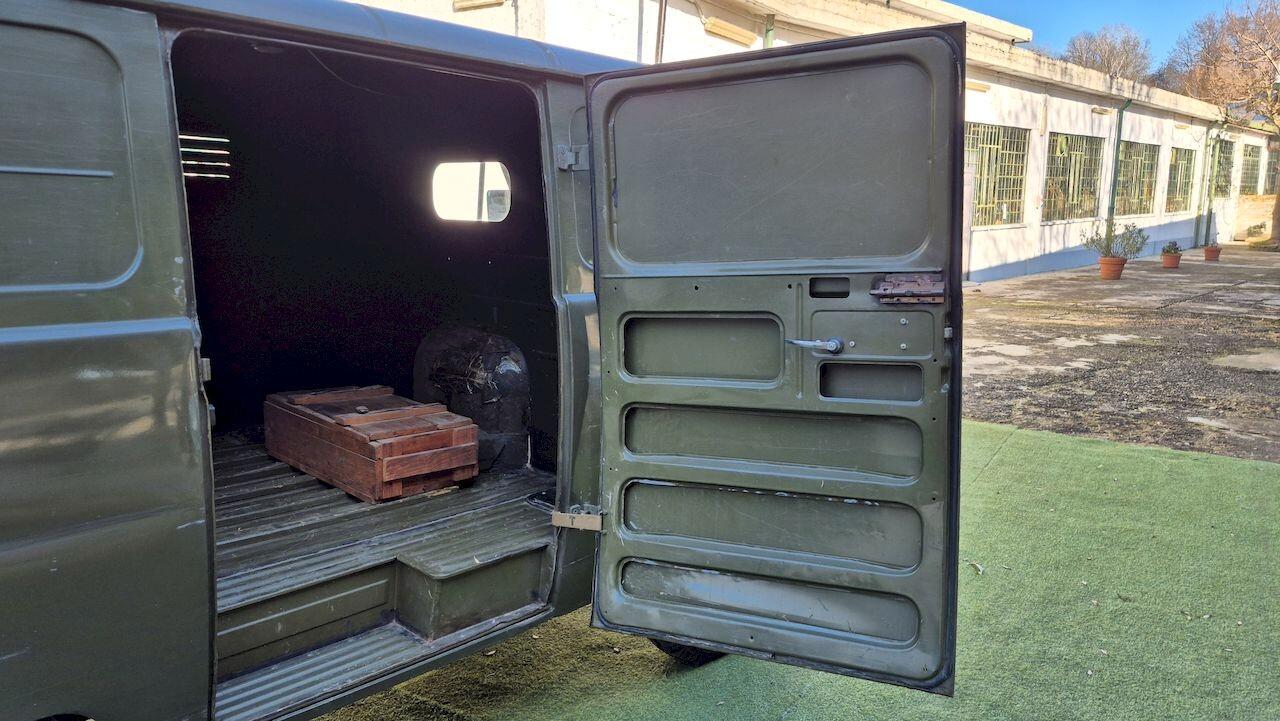 UAZ 452 Furgone 4×4 Serie 3741 – 1991