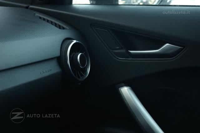 AUDI TT TTS Coupé 2.0 TFSI 310 CV quattro S tronic