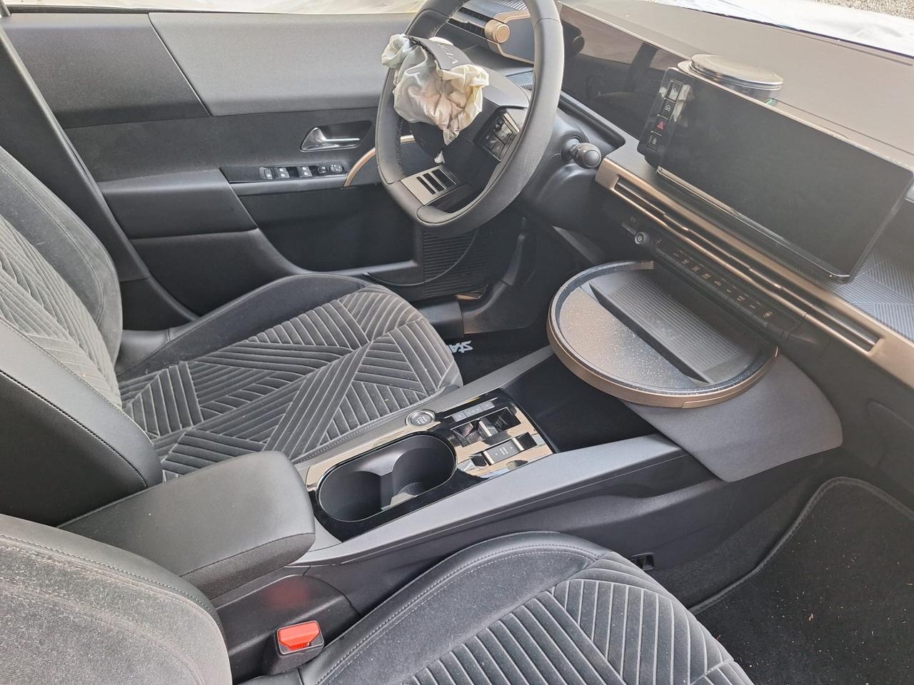 Lancia Ypsilon Hybrid e-DCT