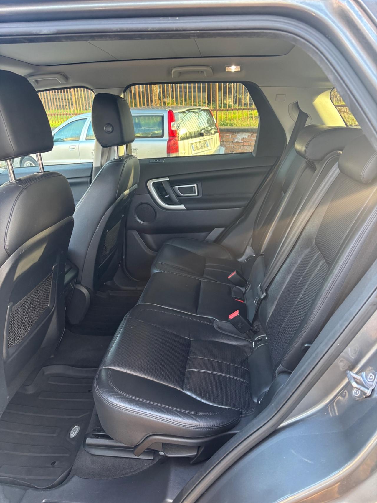 Land Rover Discovery Sport 2.0 TD4 180 CV HSE