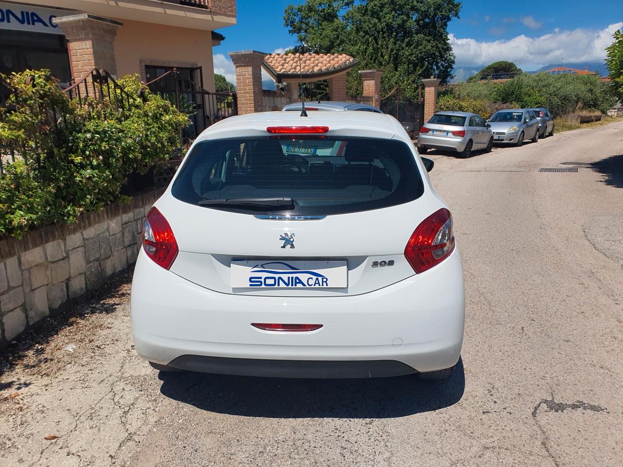 Peugeot 208 PureTech 82 5 porte Allure