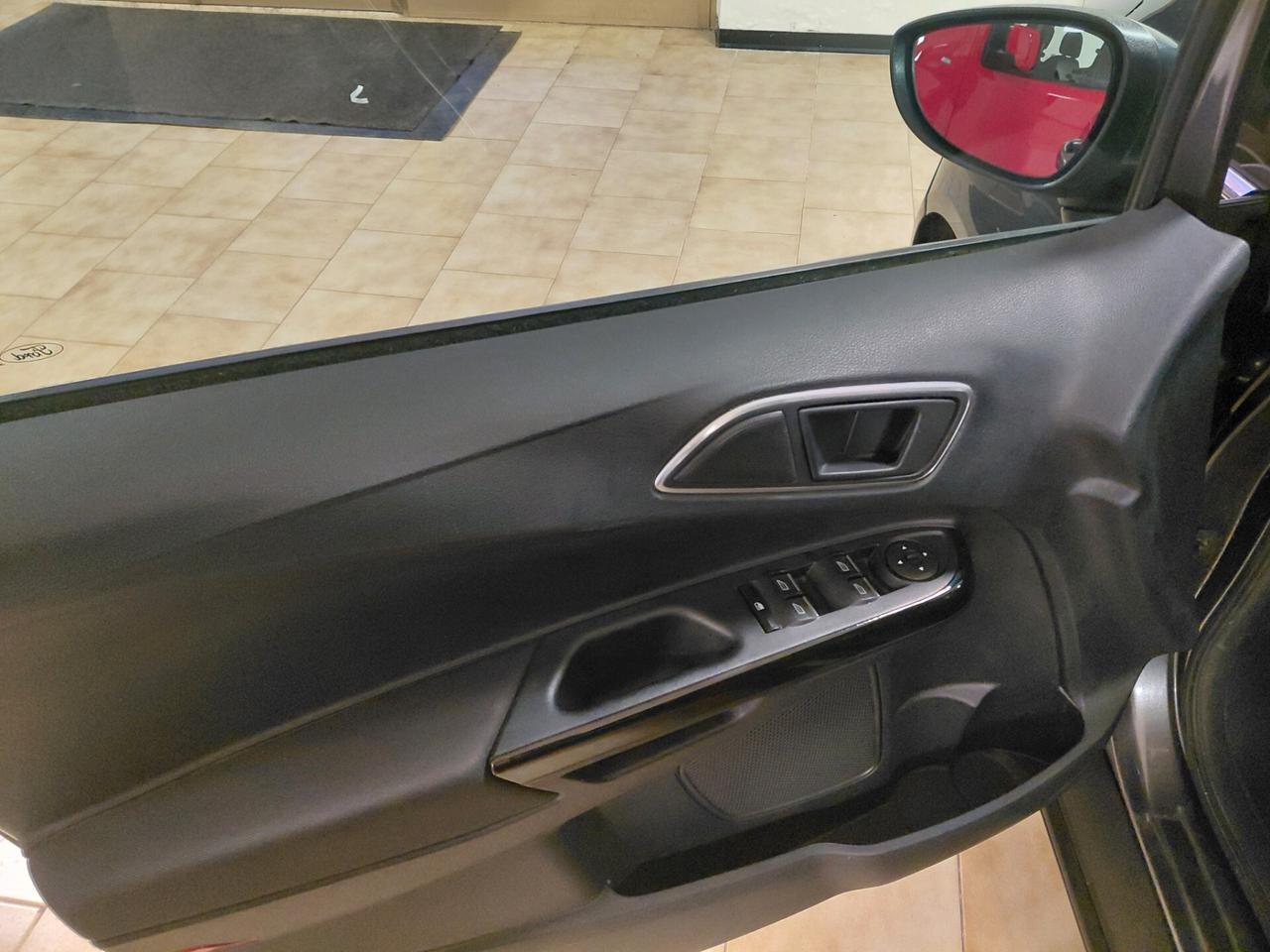 FORD B.MAX ANNO 2016 DS 1.5 ADATTA NEOPATENTATI KM 132 MILA