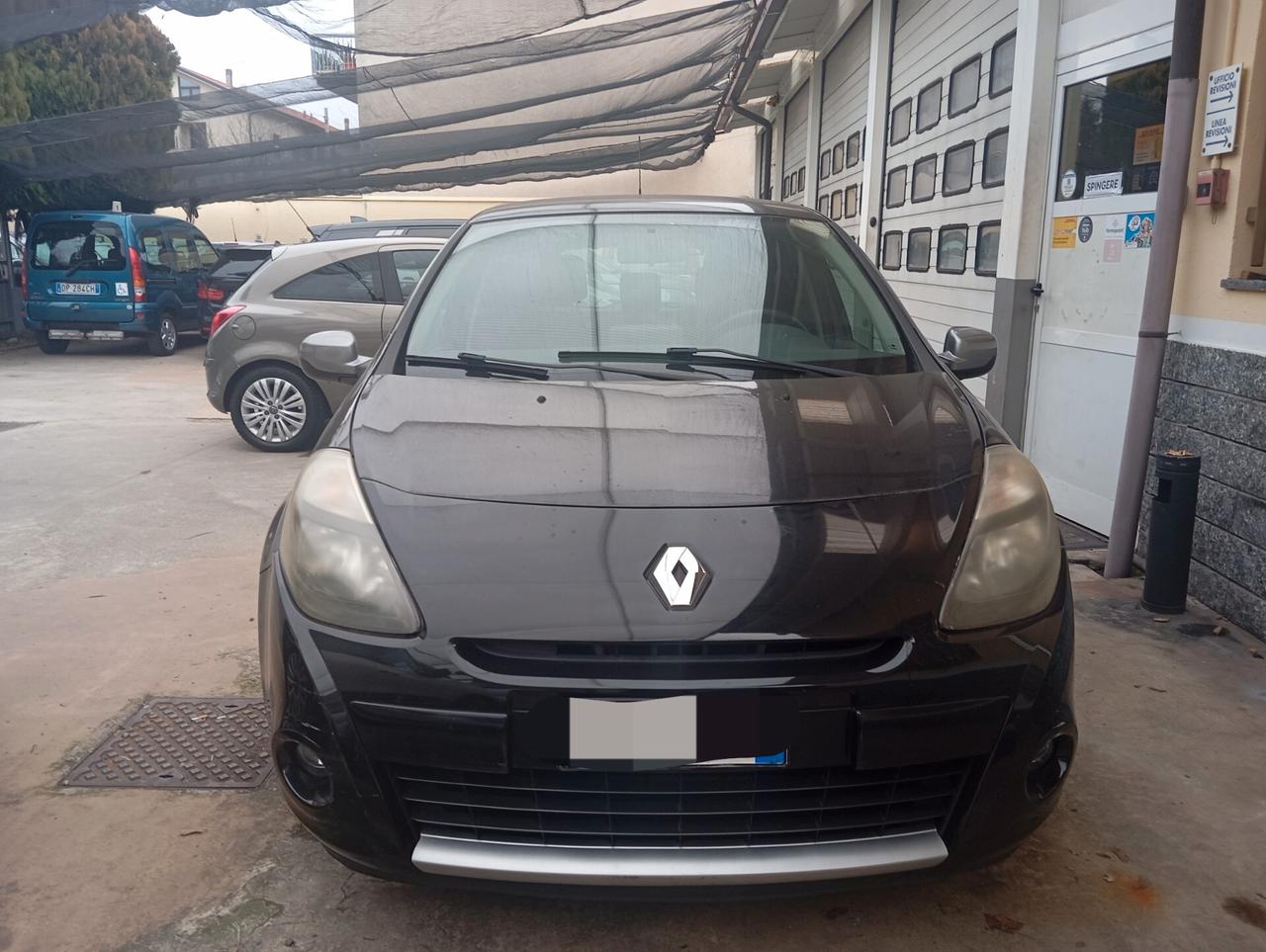 Renault Clio 1.2 16V 5 porte Confort Permute