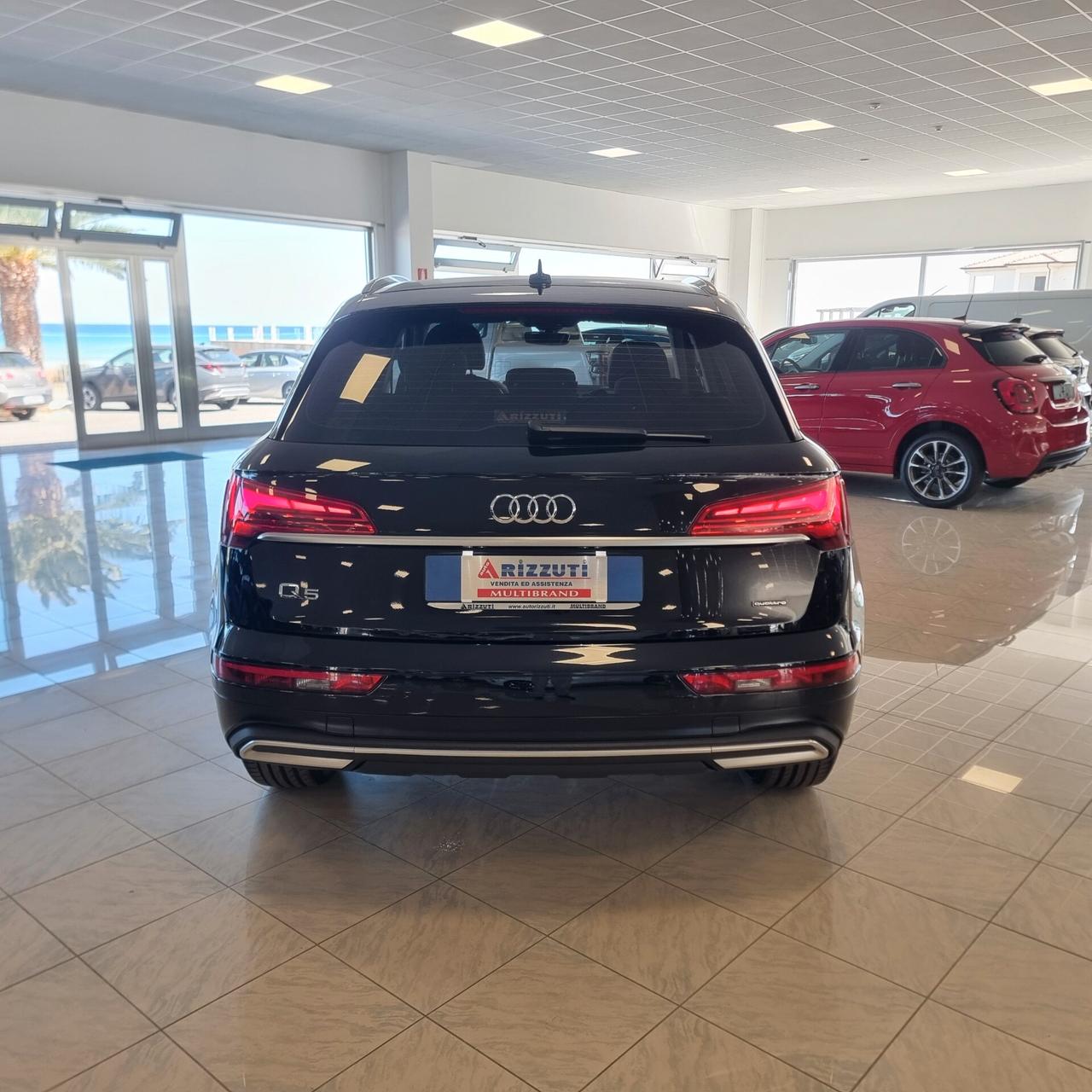 Audi Q5 Business 2.0 TDI 204cv 40 Quattro S-tronic Euro 6D