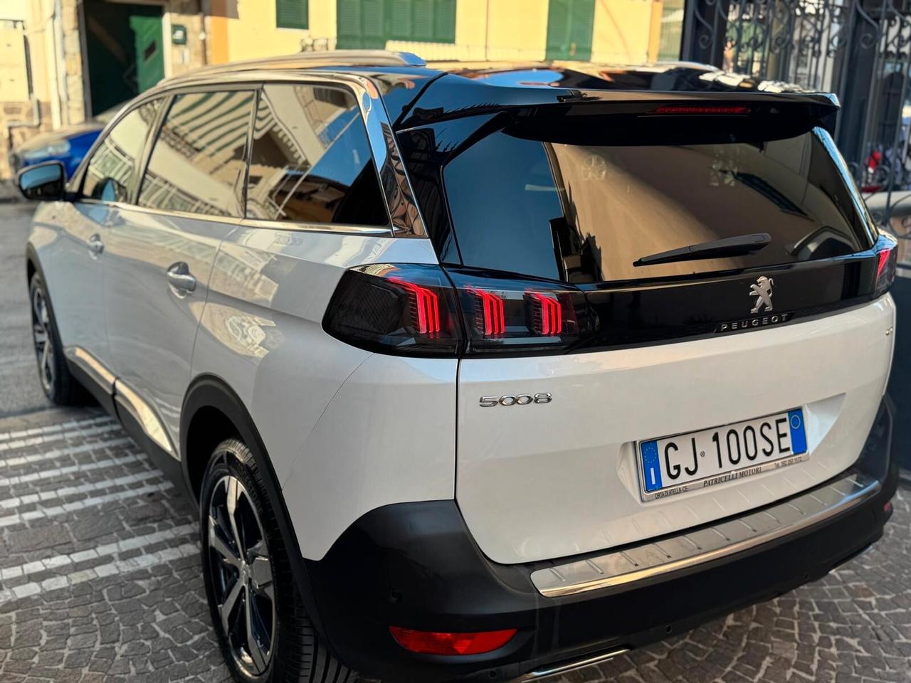 Peugeot 5008 BlueHDi 130 S&S EAT8 GT PACK