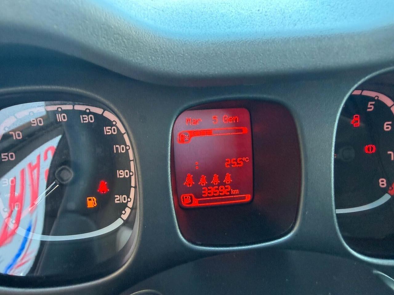 Fiat Panda 1.0 FireFly S&S Hybrid Red