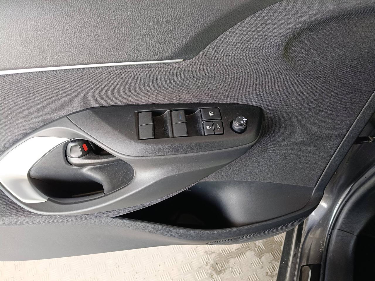 TOYOTA Yaris Cross - MY '22