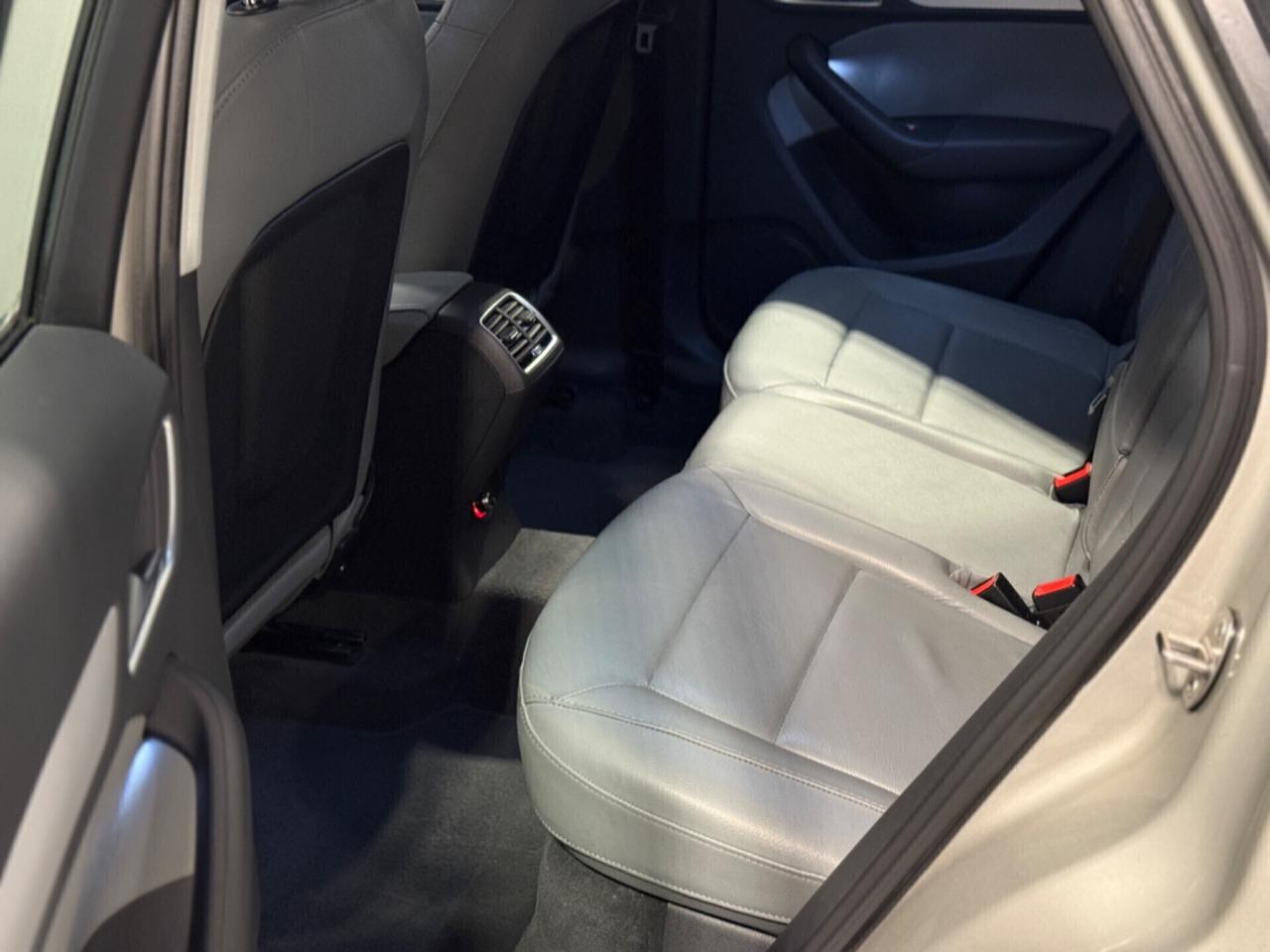 Audi Q3 2.0 tdi Sport PELLE! 90.000KM!