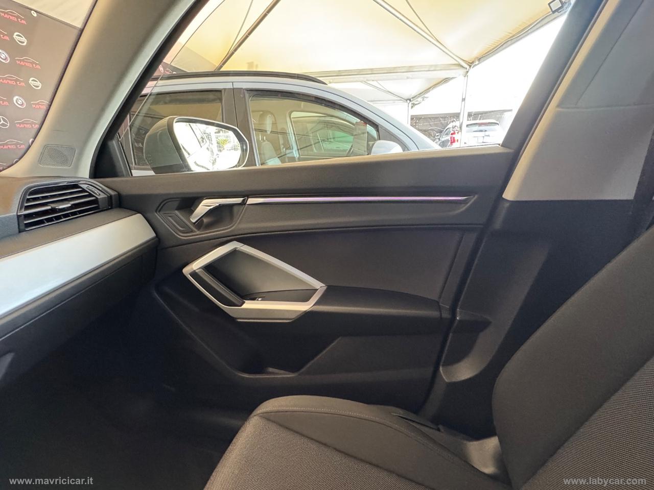 AUDI Q3 SPB 35 TDI quattro S tr. Bus. Plus