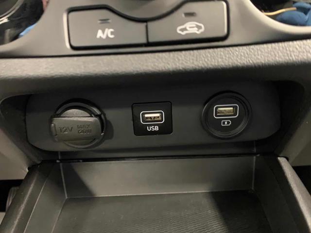 HYUNDAI i10 1.0 Benzina Tech