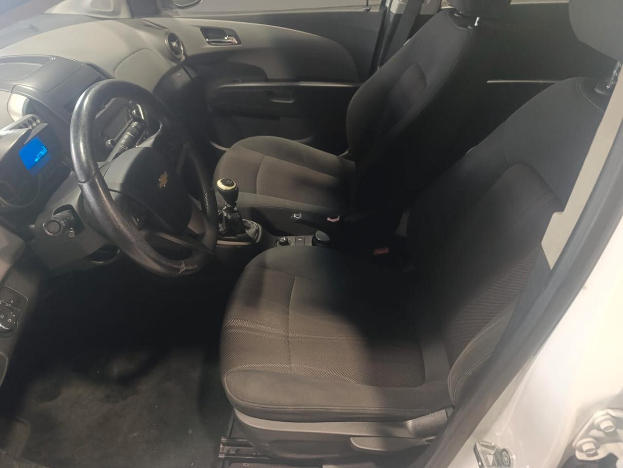 Chevrolet Aveo del 2015 1300 diesel neopatentati