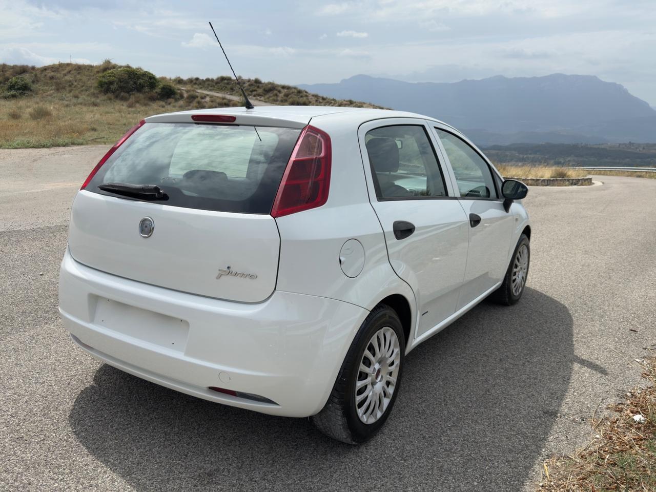 Fiat Grande Punto 1.3 MJT 75 CV 5 porte Fun