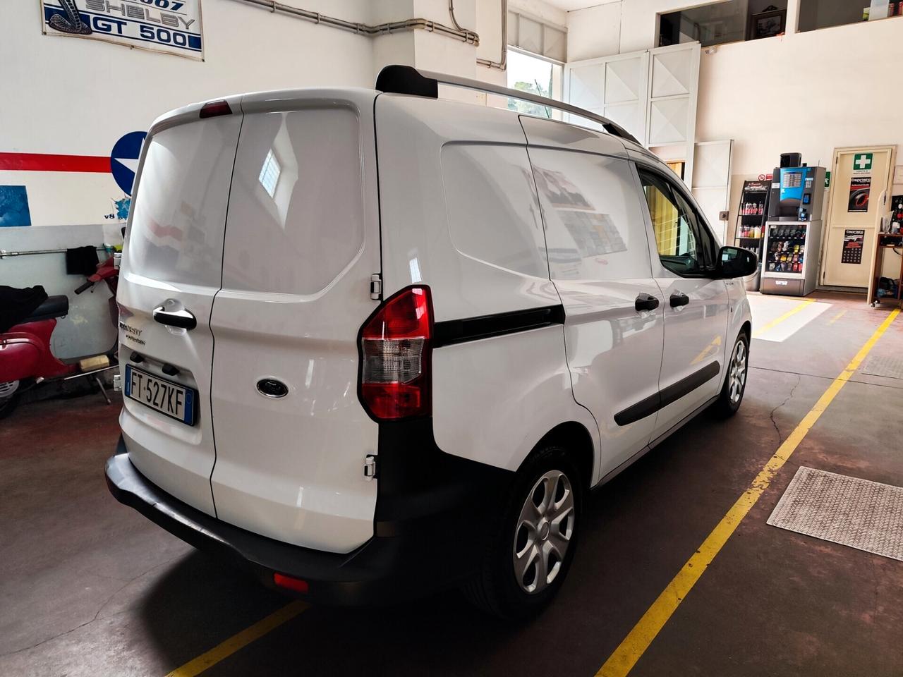 Ford Transit Courier 1.5 TDCi 100CV Van Entry