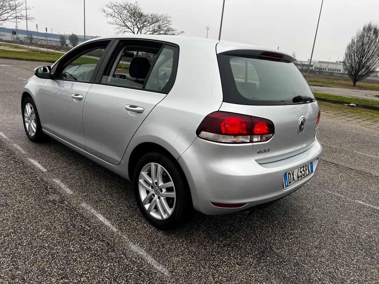 Volkswagen Golf 1.6 TDI DPF 5p. Highline