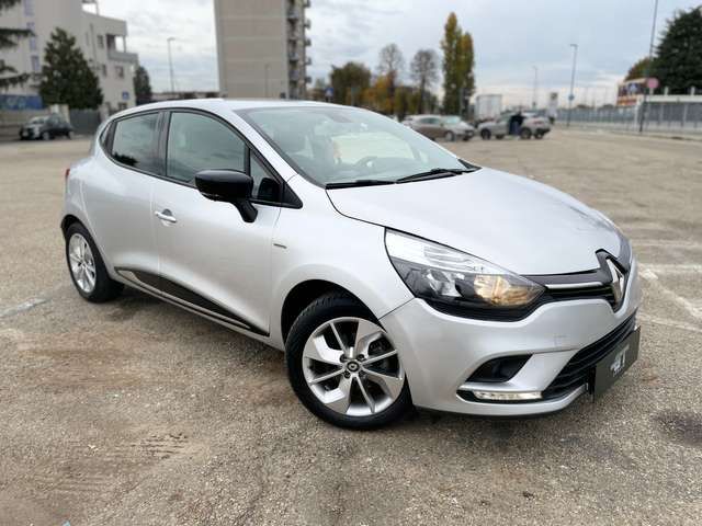 Renault Clio 1.2 75CV 5 porte Limited