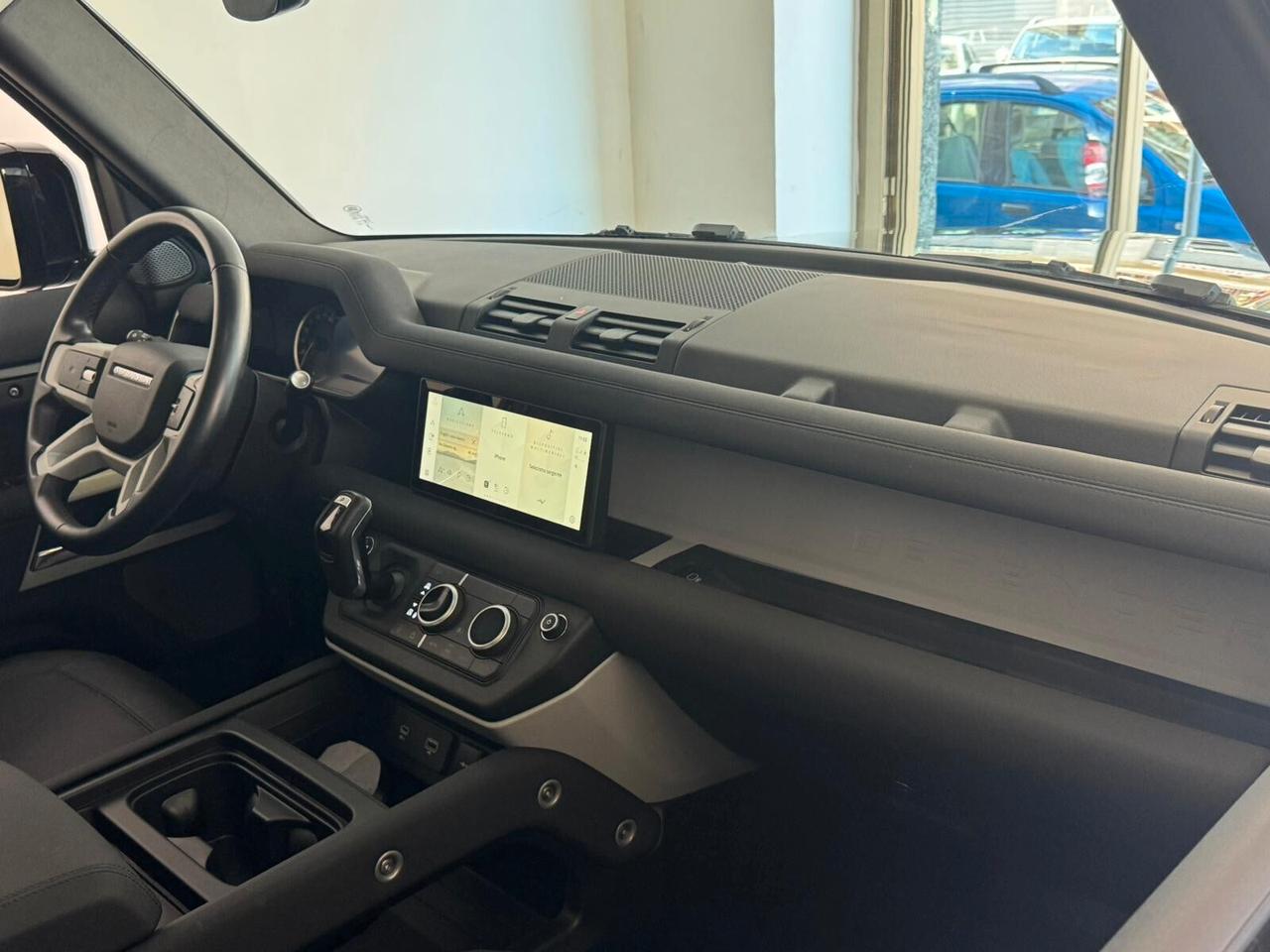 Land Rover Defender 110 3.0D I6 200 CV AWD Auto SE