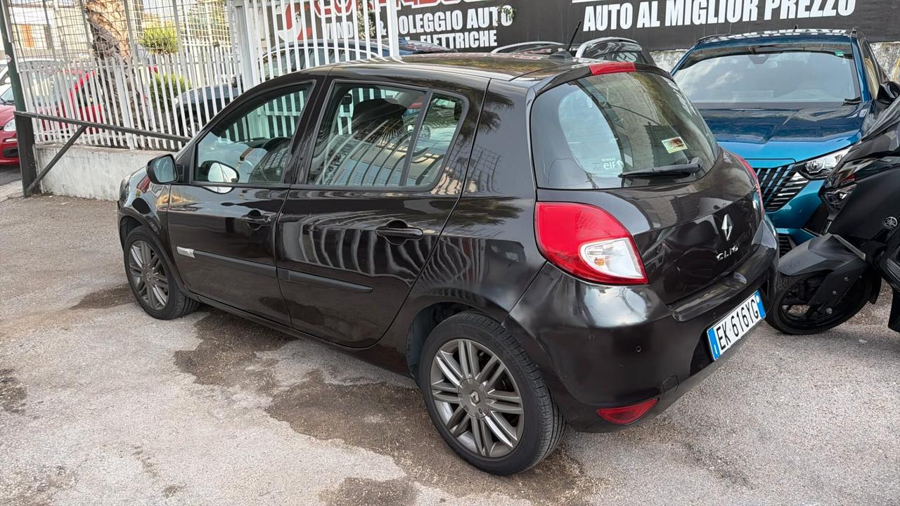 Renault Clio 1.2 16V 5 porte GPL Dynamique